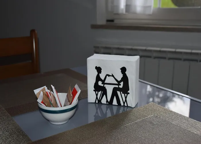 Monte Cucco לינה וארוחת בוקר Scheggia