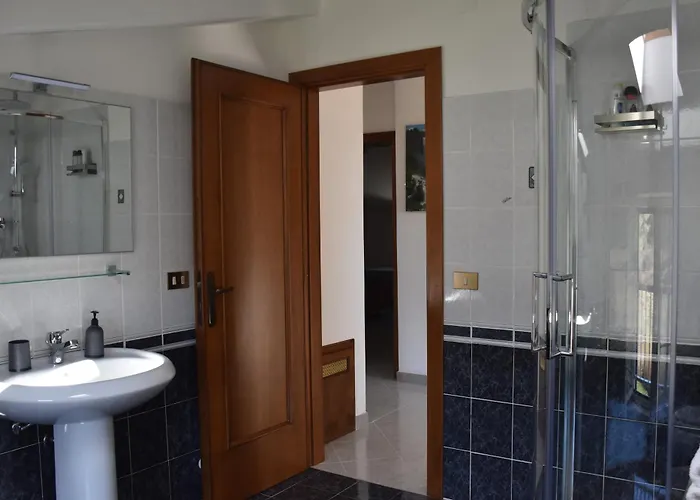 לינה וארוחת בוקר Monte Cucco *